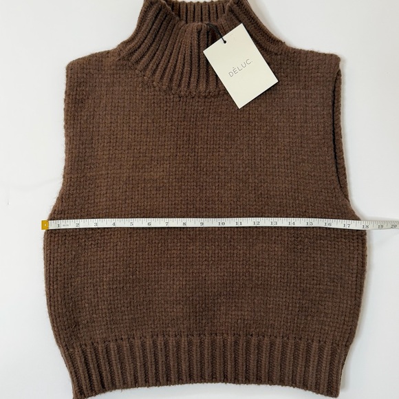 DELUC George Sleeveless Mock Neck Sweater Chocolate Size S - Picture 4 of 10